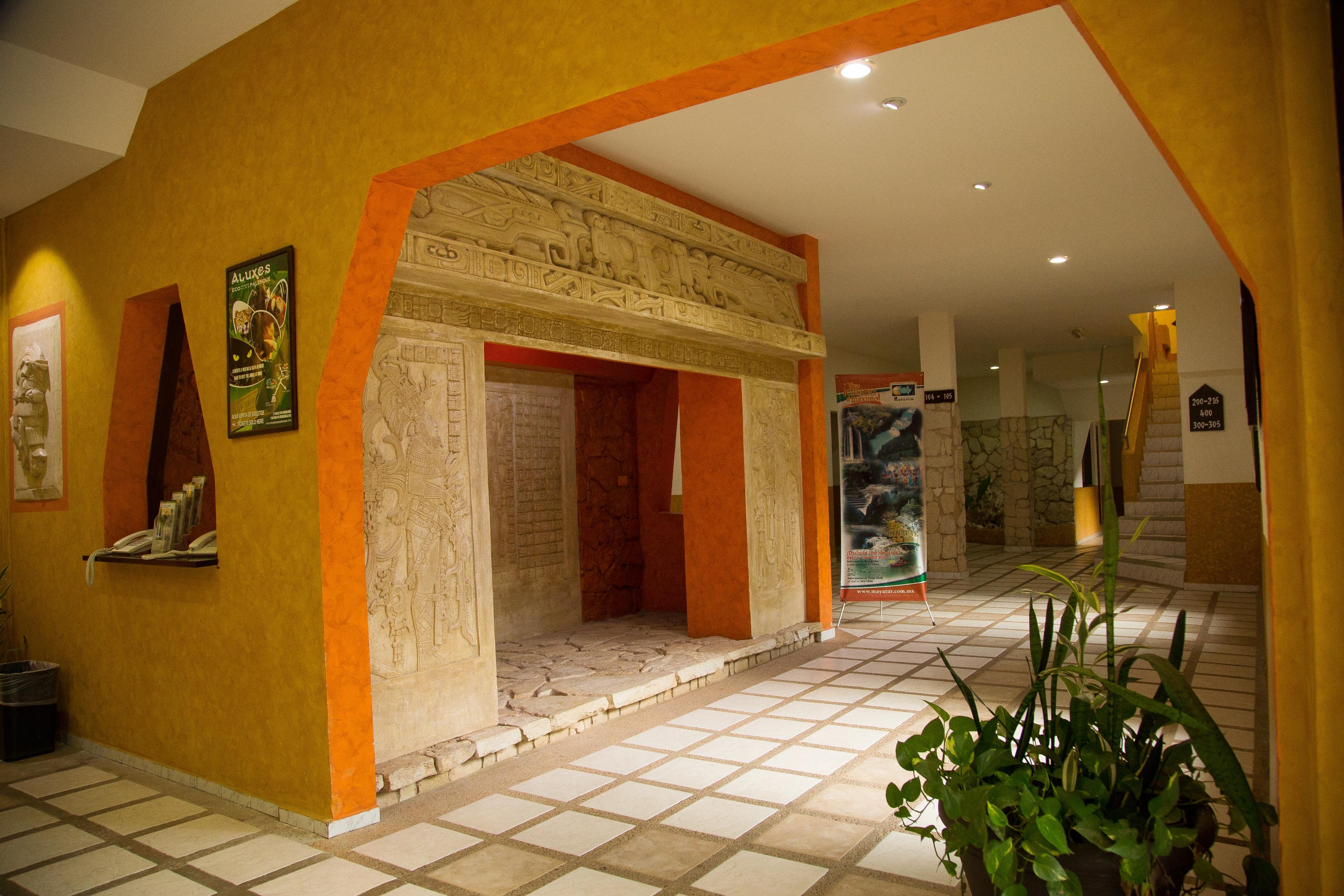 Hotel Maya Tulipanes パレンケ エクステリア 写真