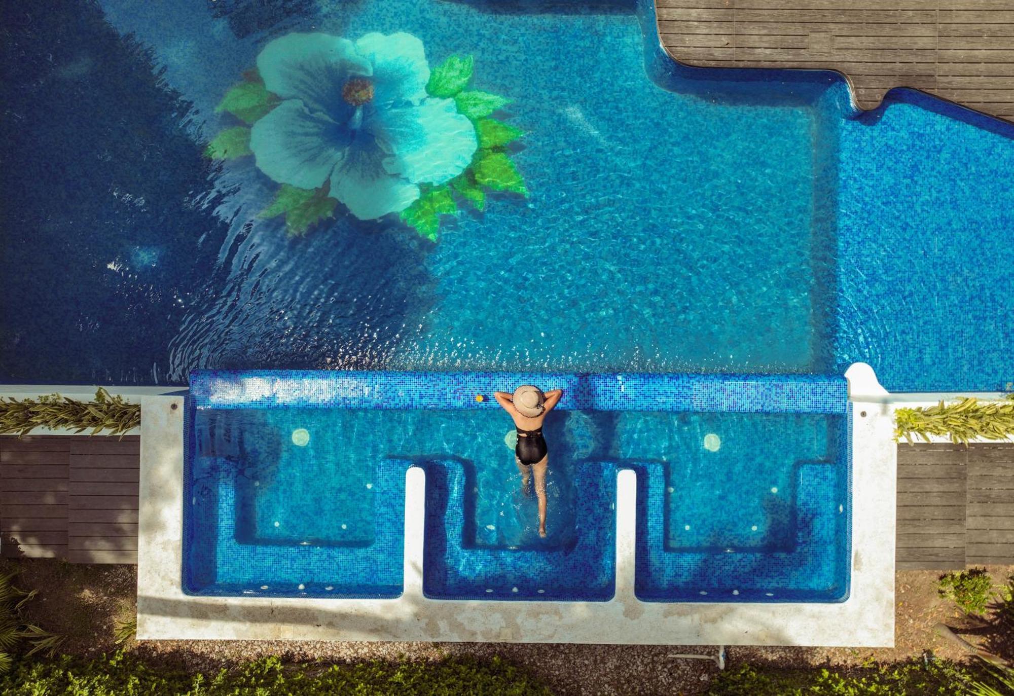 Hotel Maya Tulipanes パレンケ エクステリア 写真