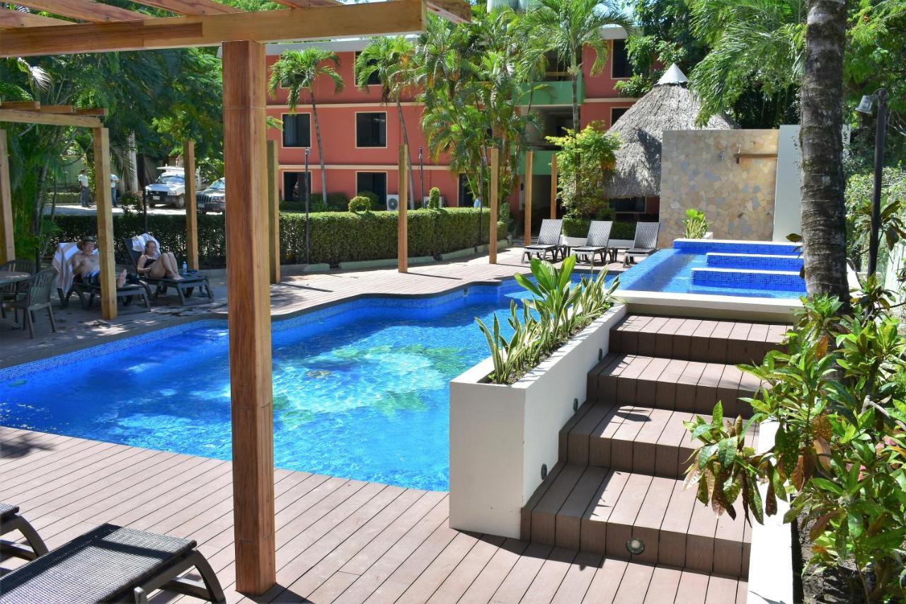 Hotel Maya Tulipanes パレンケ エクステリア 写真
