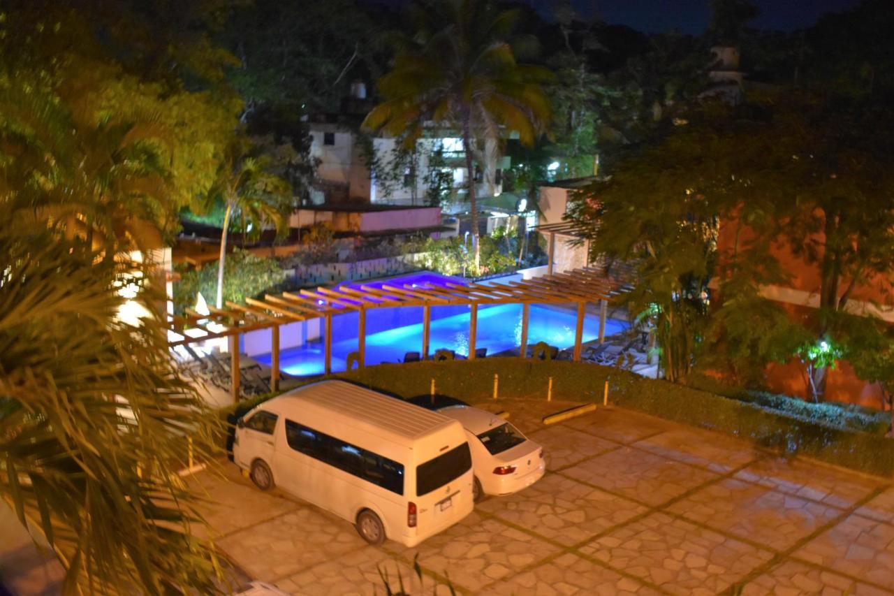Hotel Maya Tulipanes パレンケ エクステリア 写真